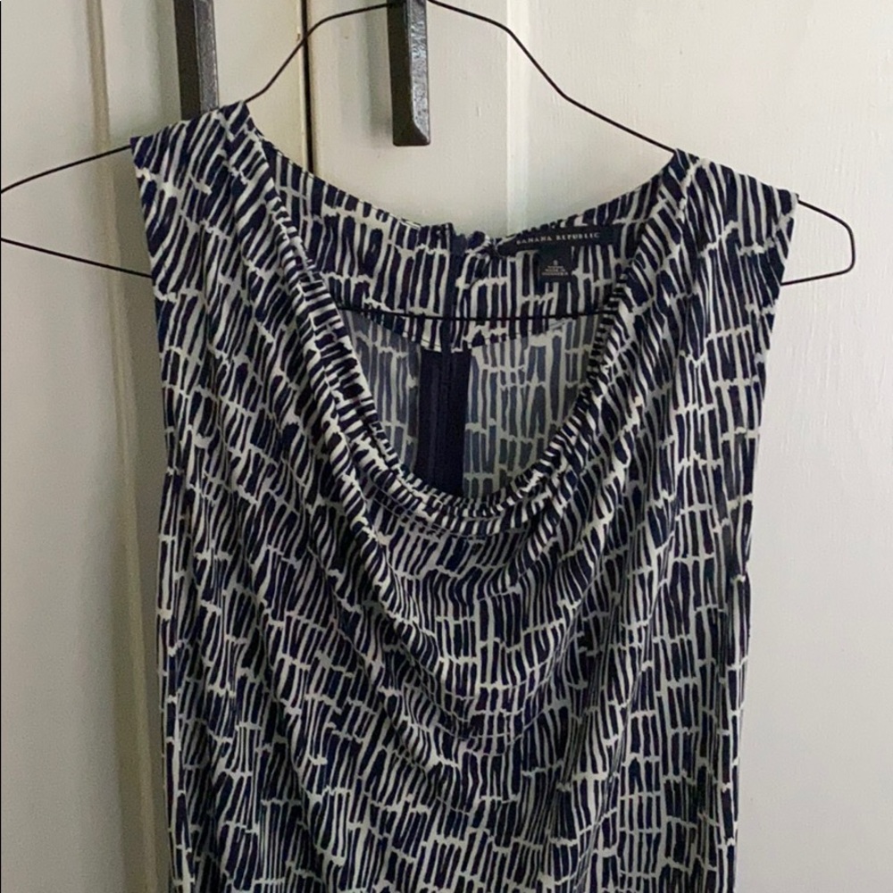 Banana republic blue and white top - Picture 5 of 8